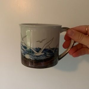 Vintage seagull pottery mug